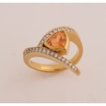 Gold ring with citrine and diamond