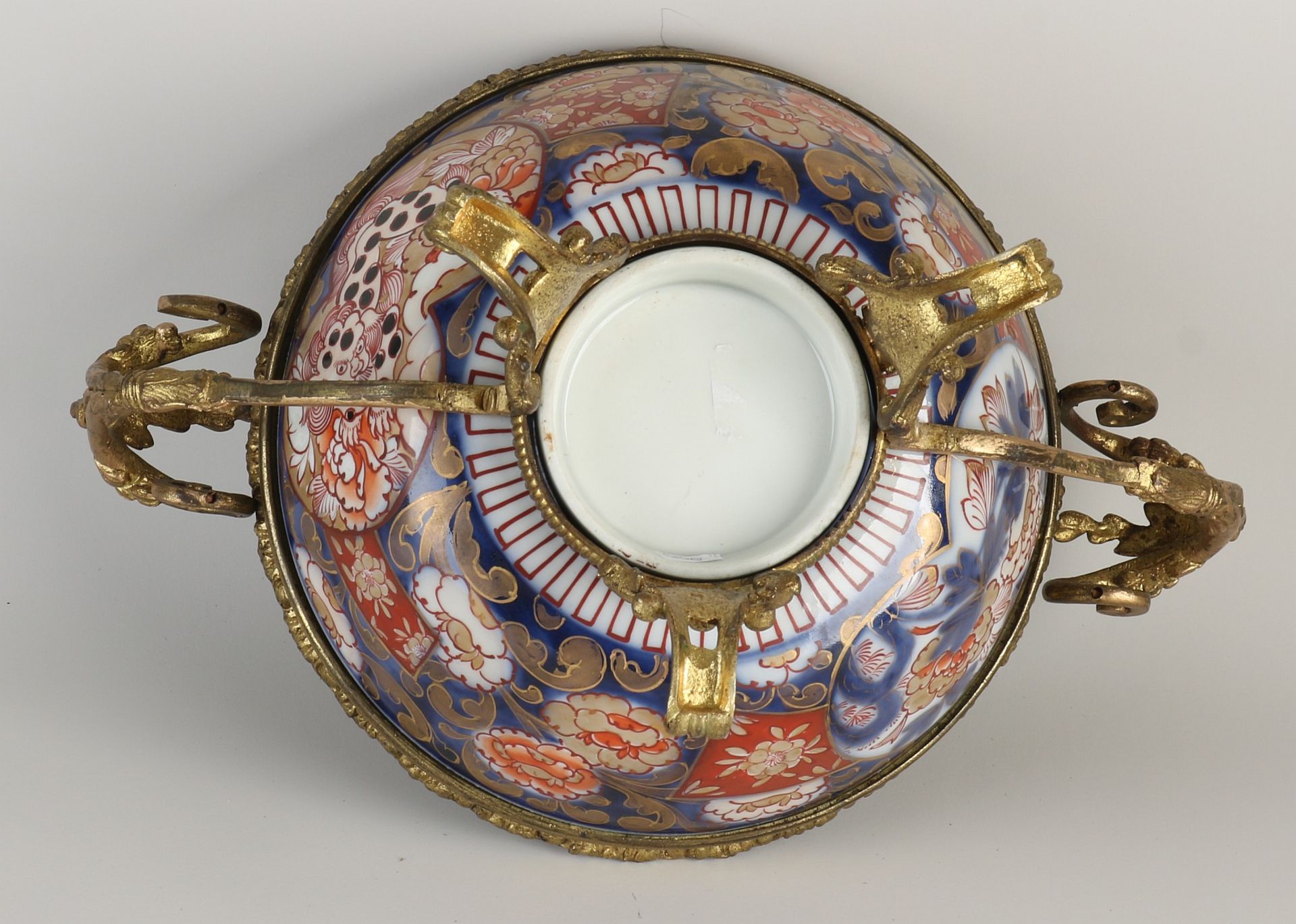 Chinese Imari bowl Ø 22 cm. - Image 3 of 3