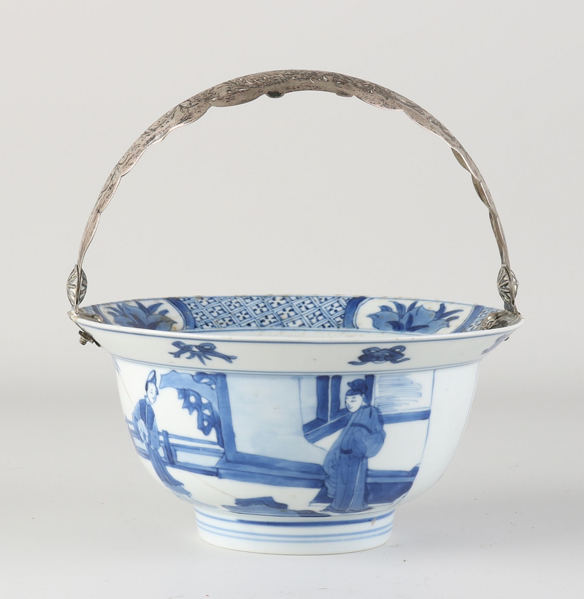 18th century Kang Xi hooded bowl with silver bracket - Image 2 of 3