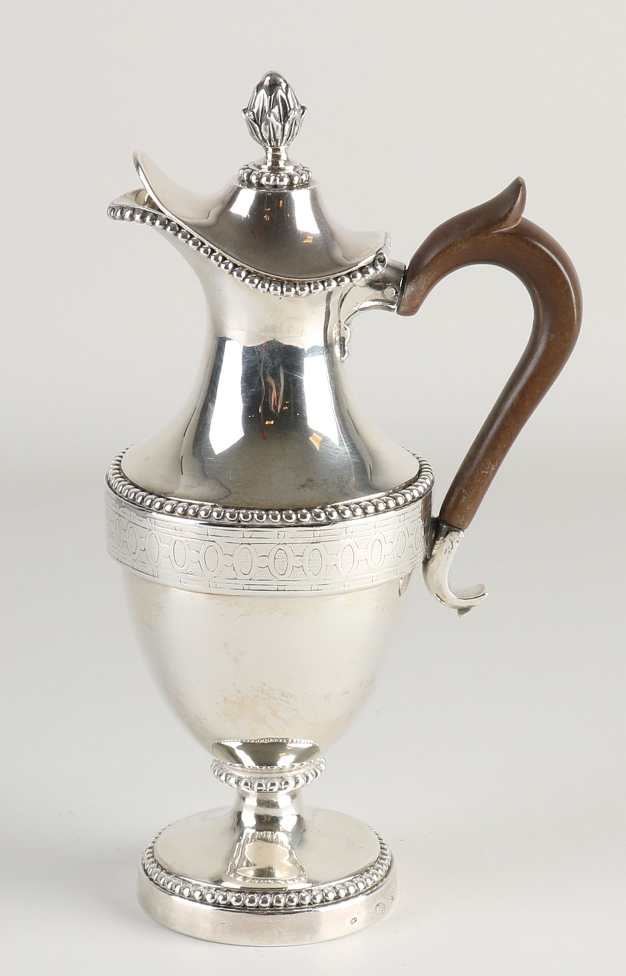 Silver (wine) jug, 18th century - Image 2 of 2