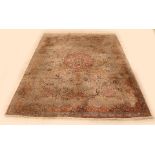 Persian carpet, 187 x 280 cm.