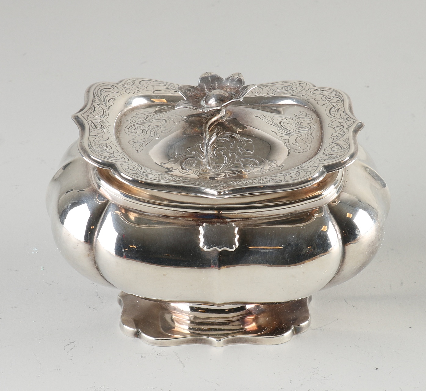 Silver tea caddy, 1837