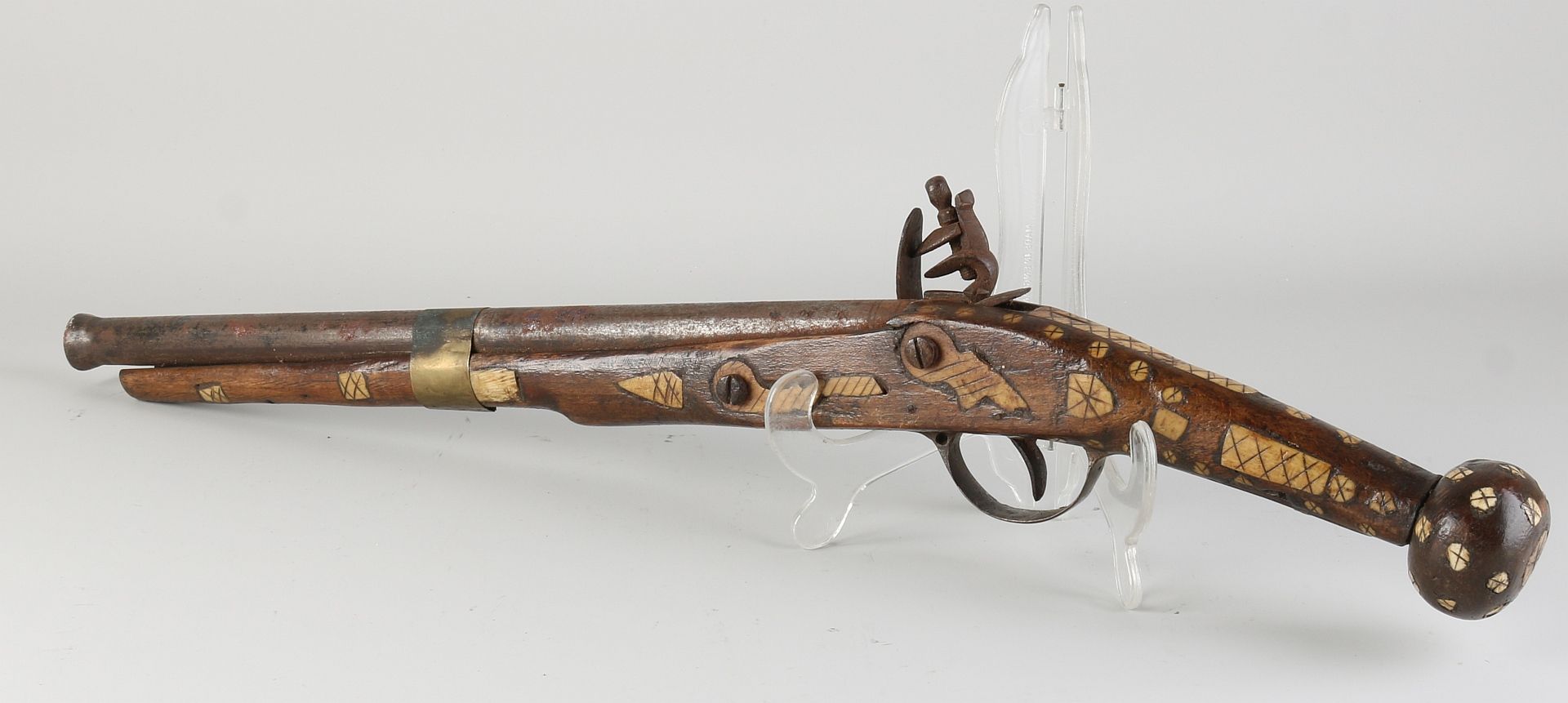Antique flint gun - Image 3 of 3