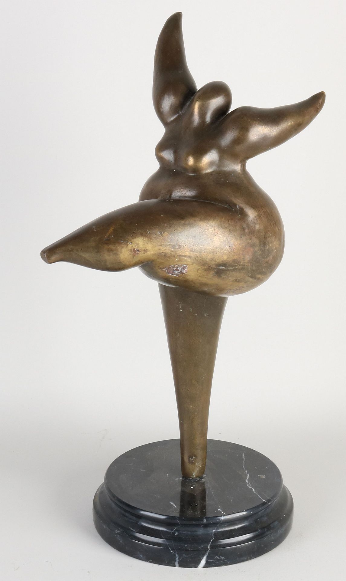 Bronze figure, Naked lady