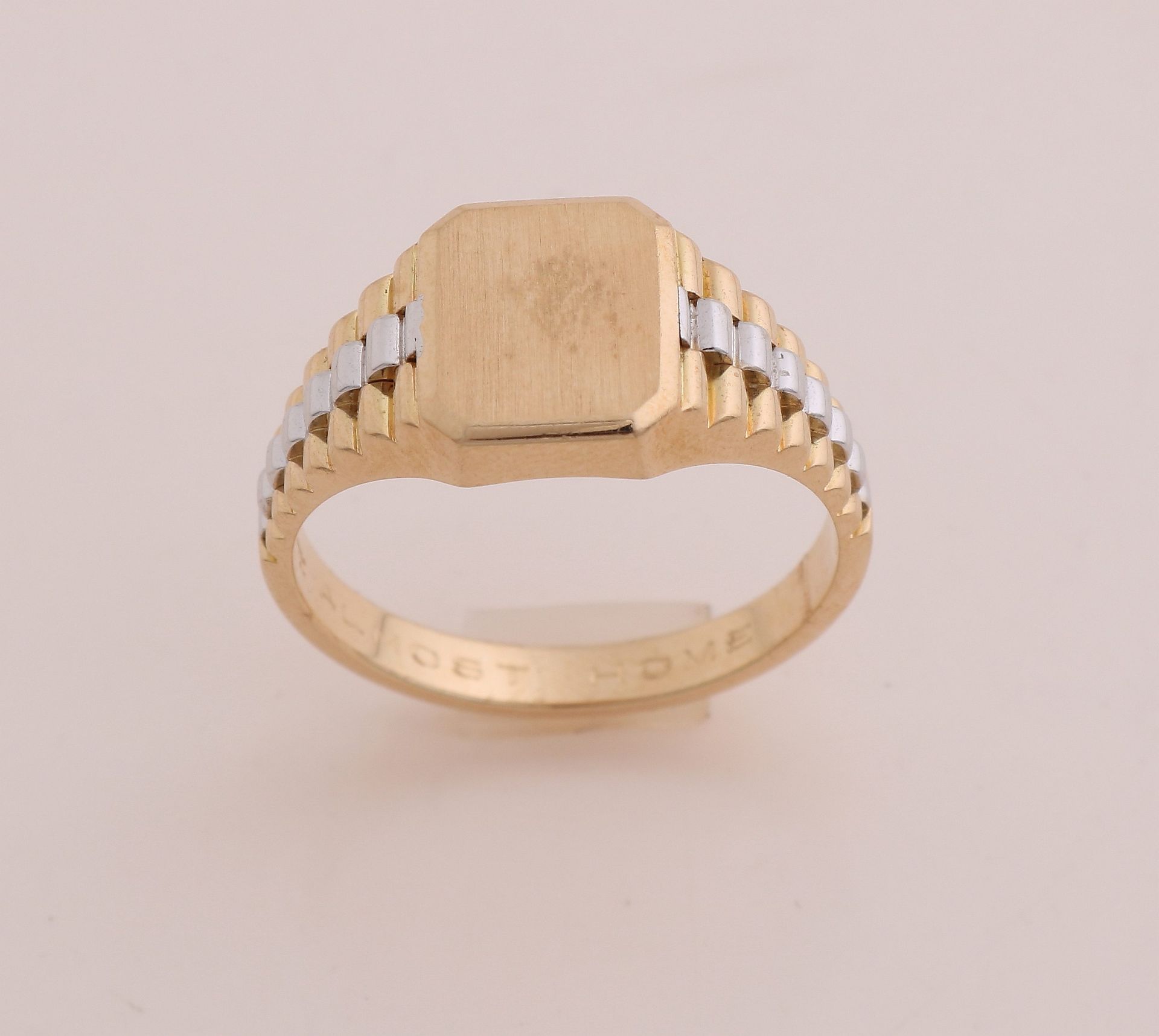 gold men's ring