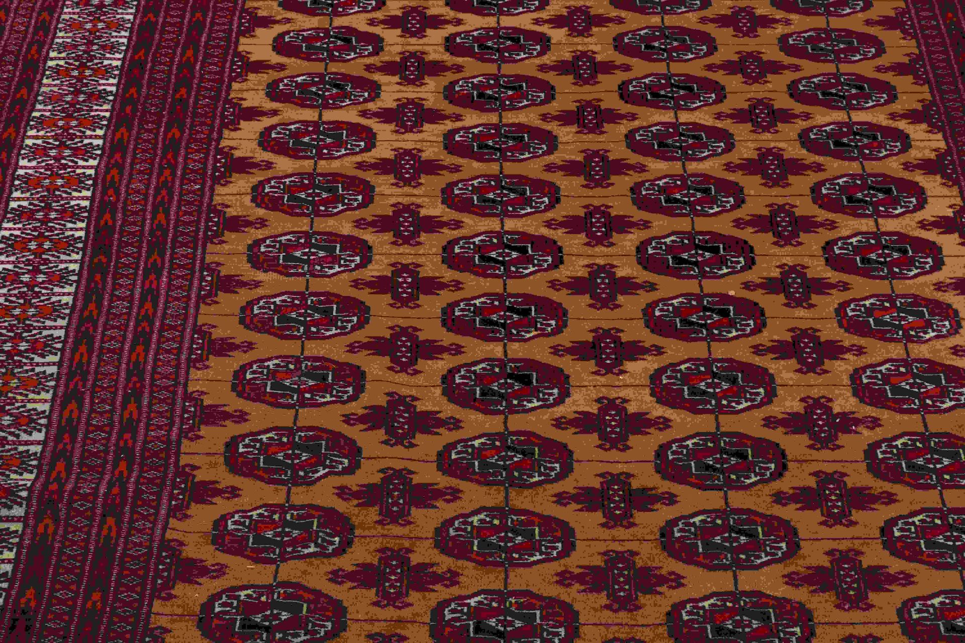 Persian carpet, 159 x 262 cm. - Image 2 of 3