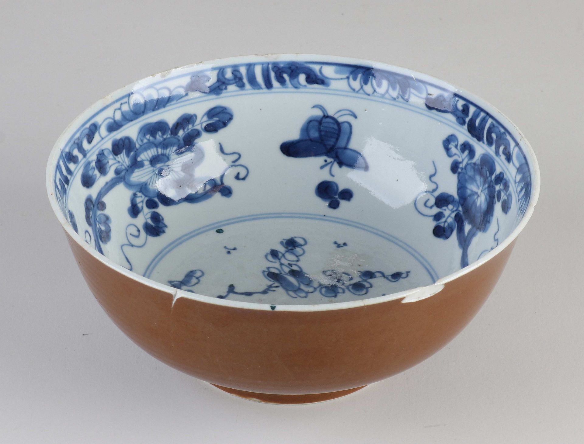 18th century Capuchin bowl Ø 18 cm.