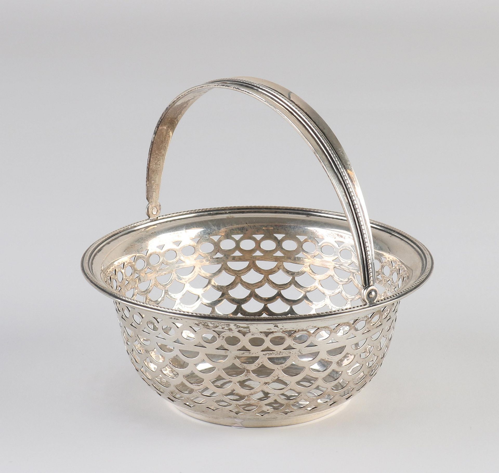 Silver tangle basket