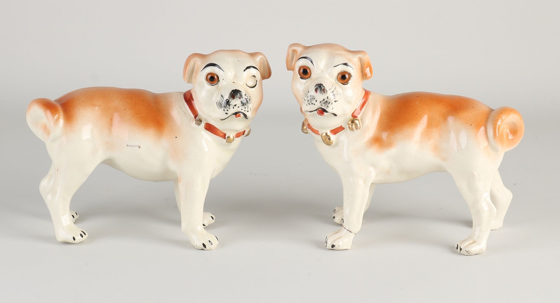 2x Porcelain dogs