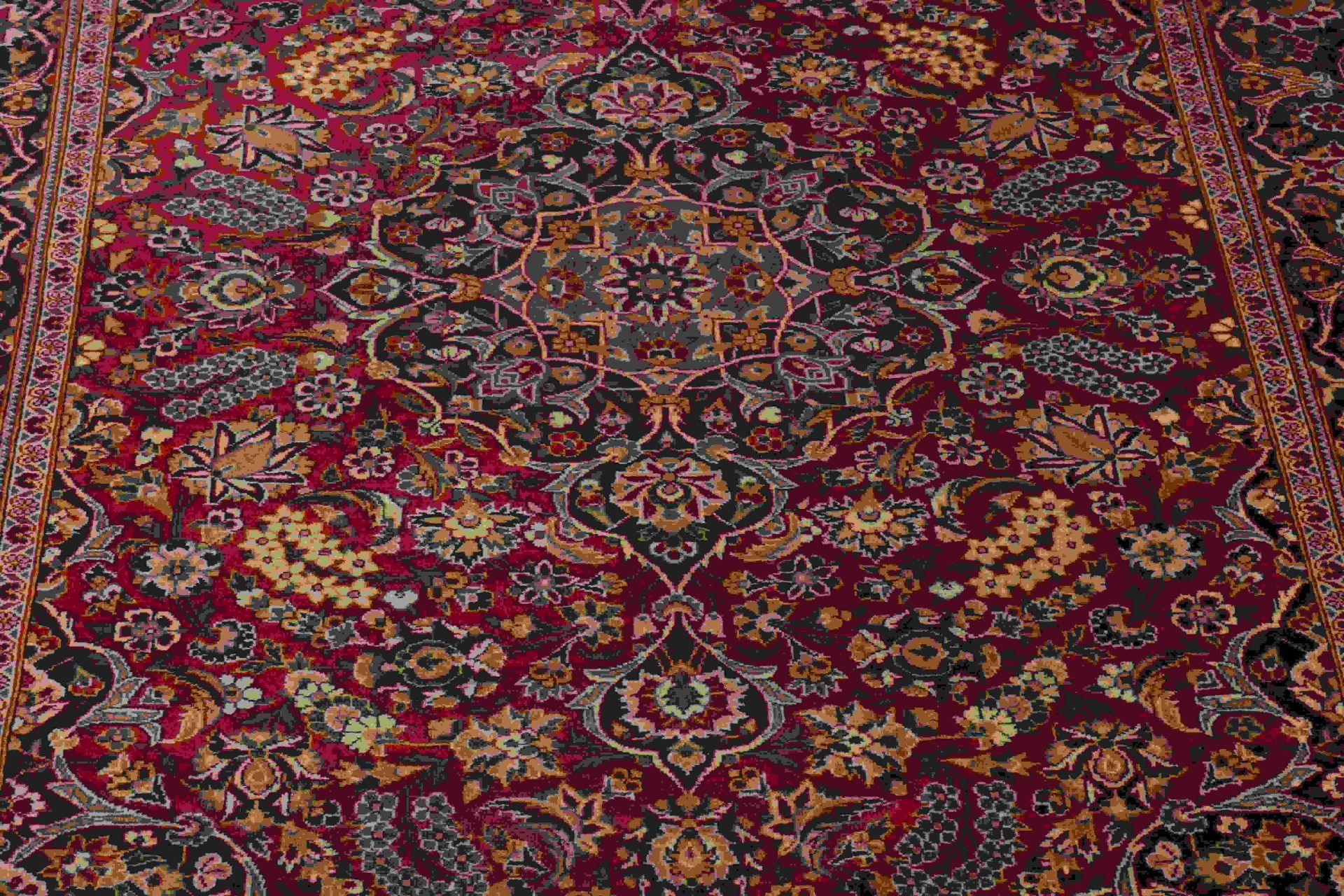 Persian rug, 198 x 137 cm. - Image 2 of 3