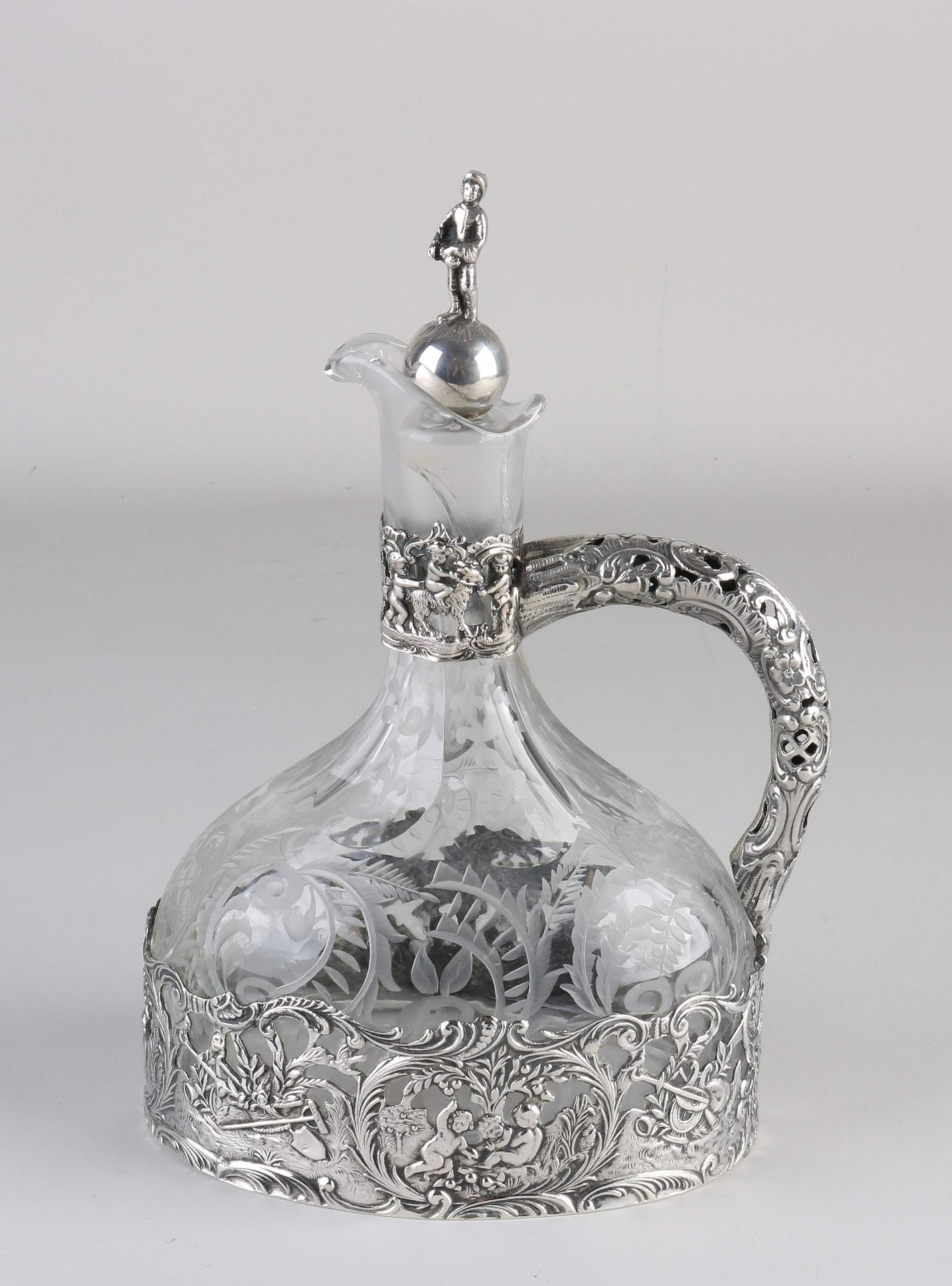 Decanter with silverware