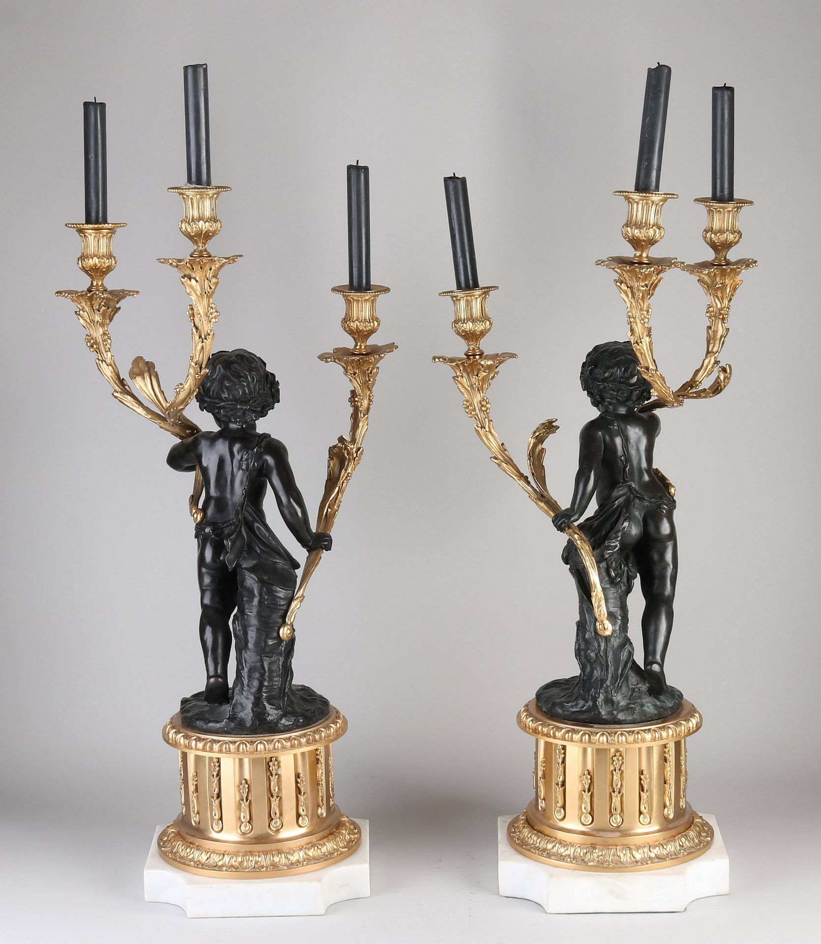 Set candlesticks with putti - Bild 2 aus 3