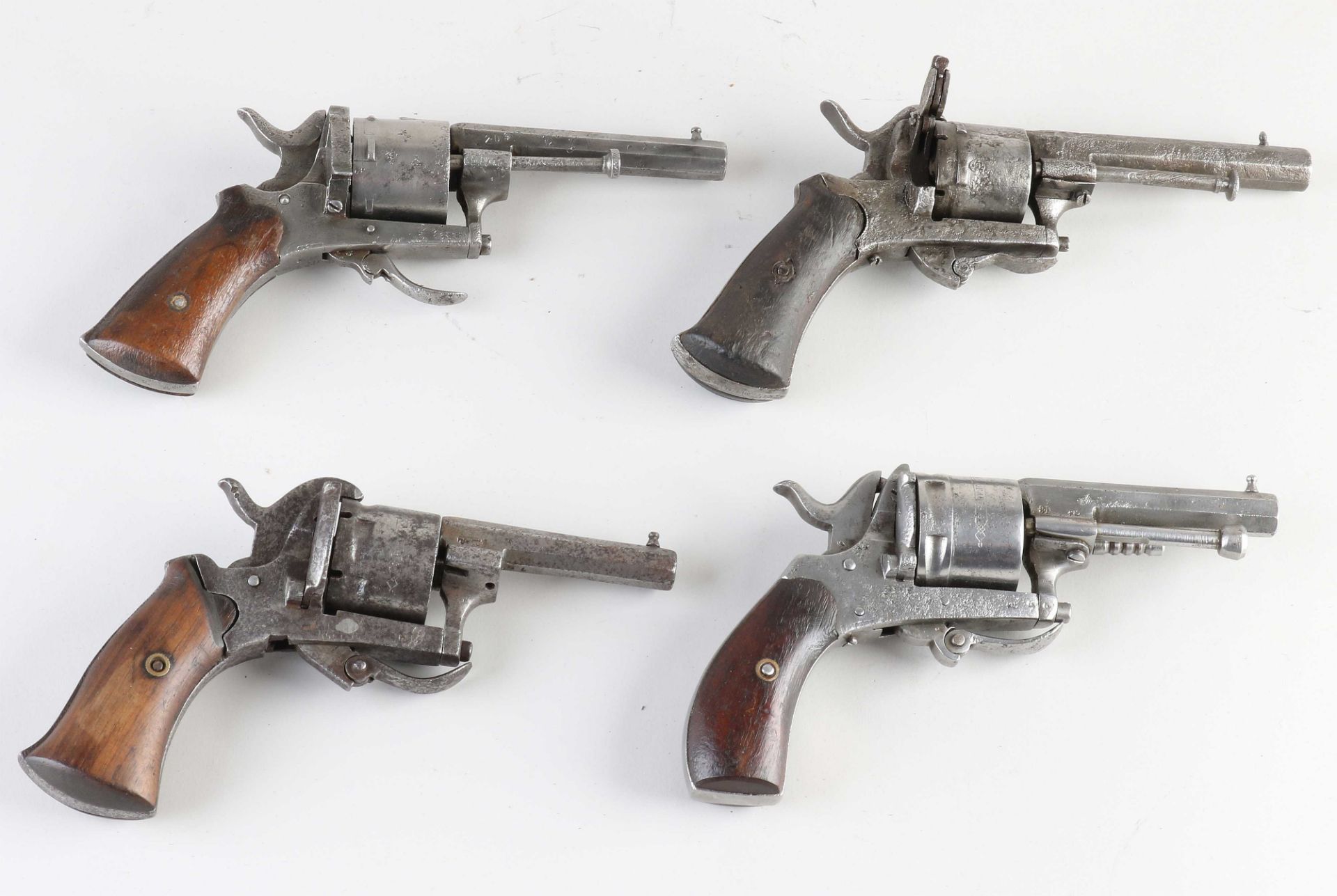 Four antique revolvers (defective)