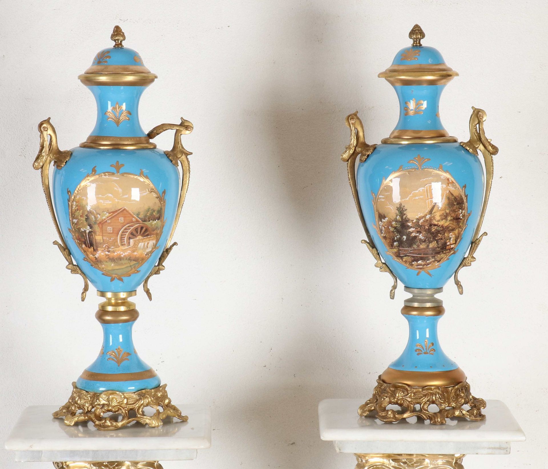 Two Sevres style piedestals + vases - Image 3 of 3