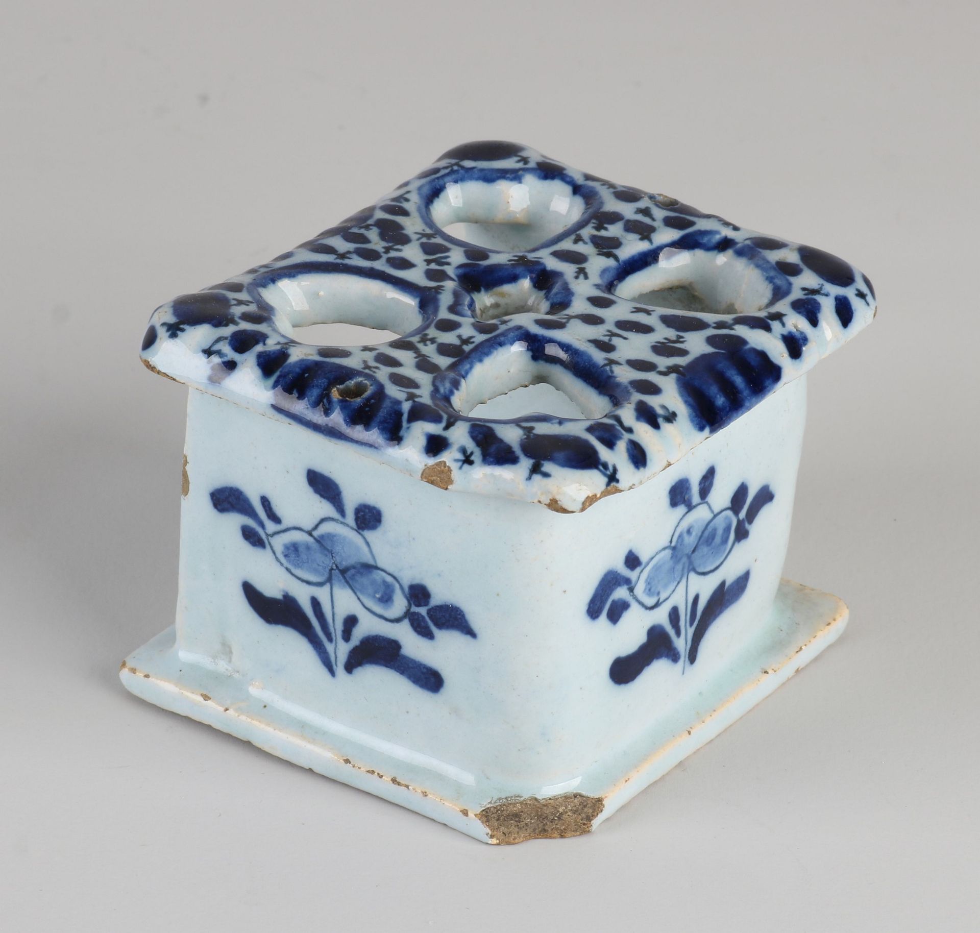 Small 18th century Delft stove - Image 2 of 3