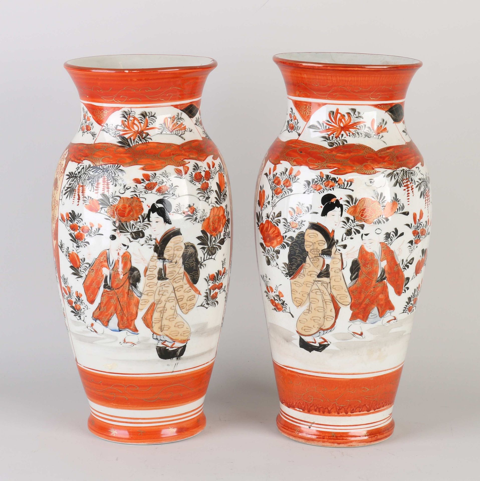 Two Japanese Kutani vases, H 29.5 cm.