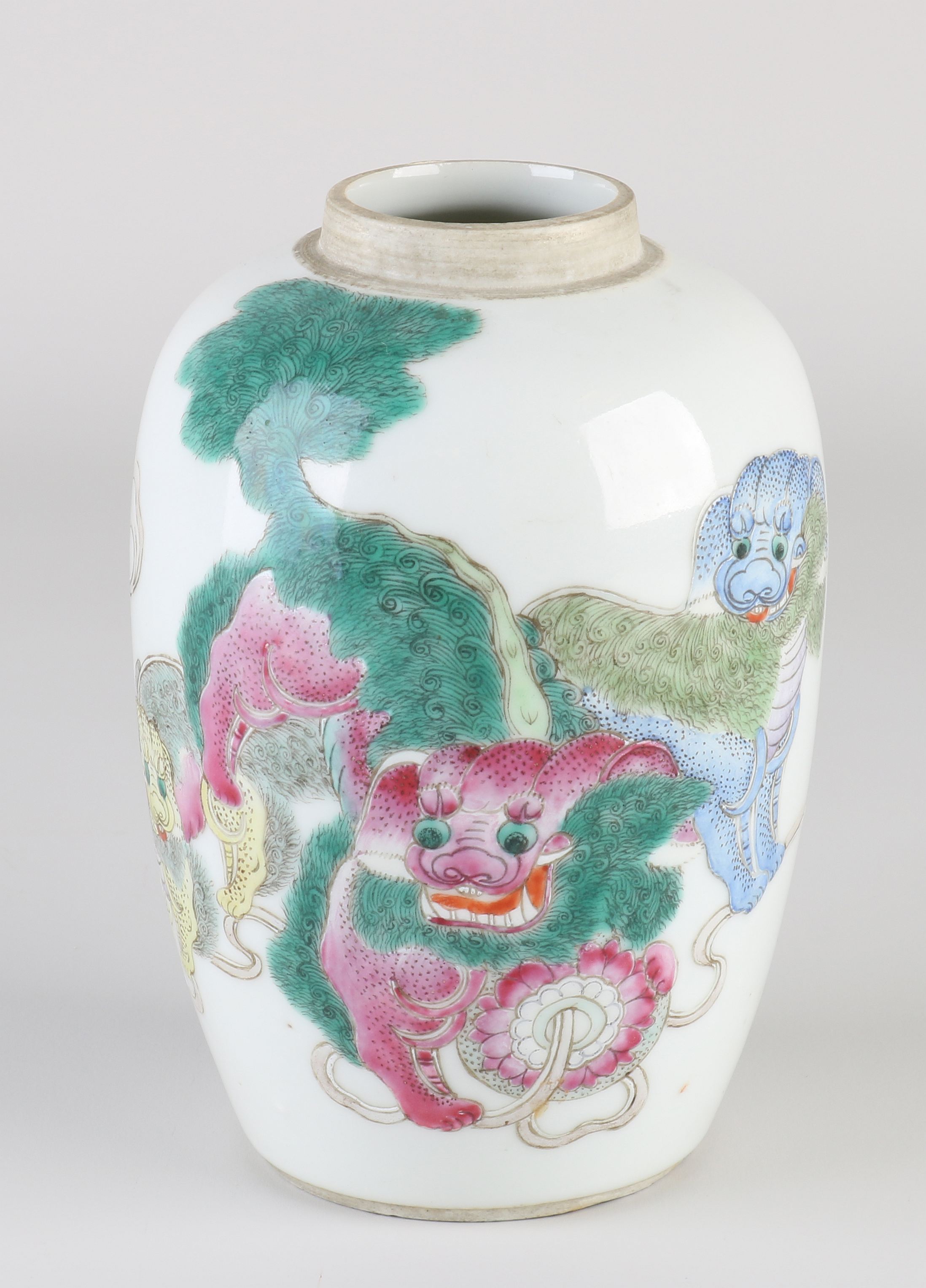 Chinese vase, H 13.5 cm.