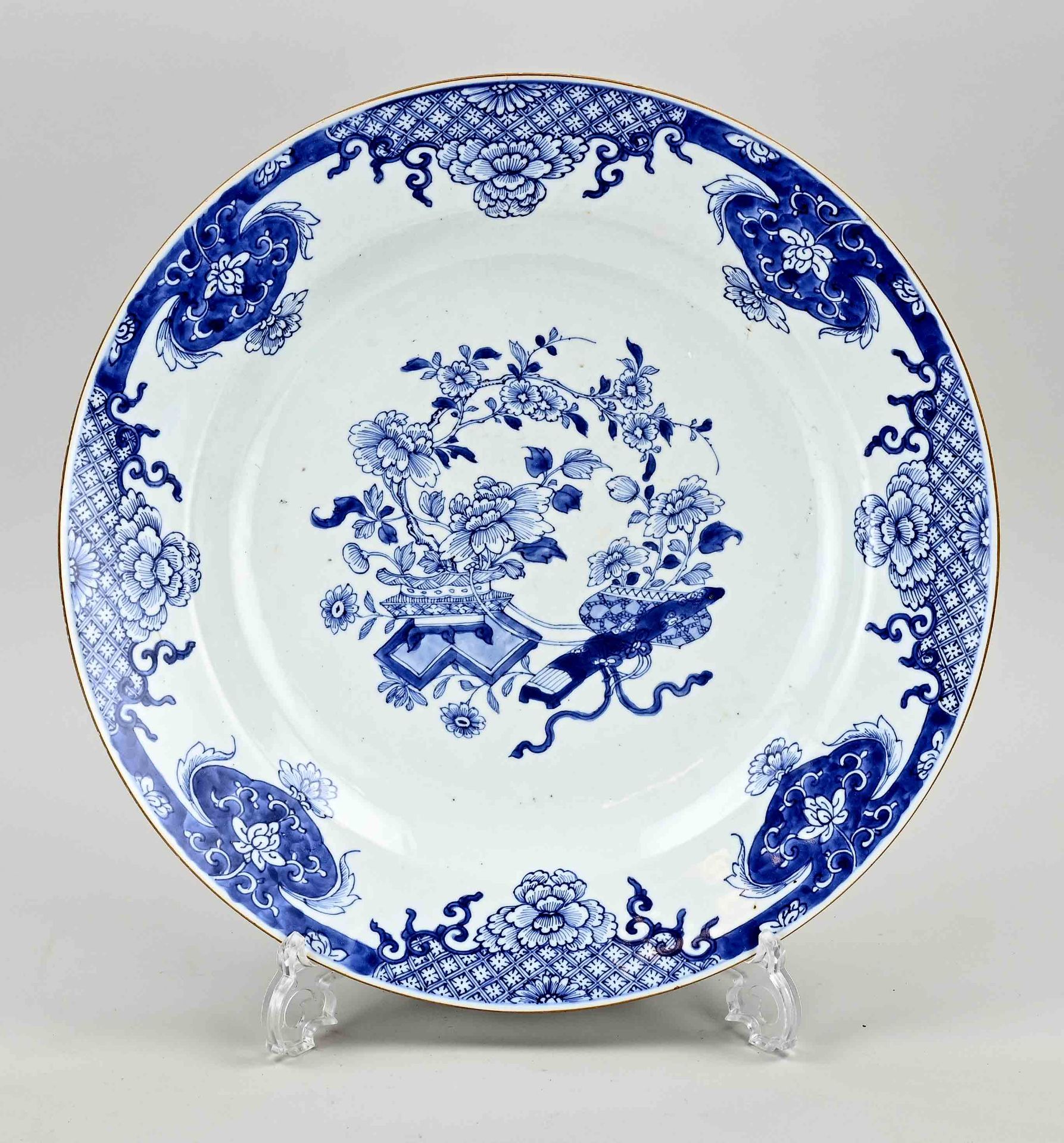 Large 17th - 18th century Chinese dish, Ø 38.6 cm.