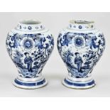 Two 18th century Delft vases, H 22 cm.