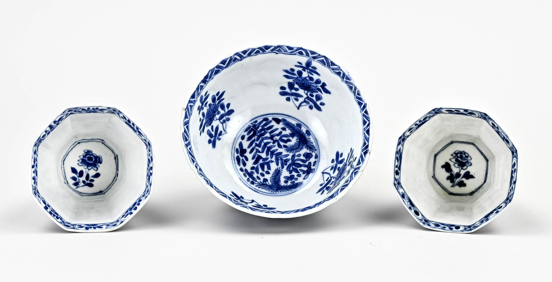 Three parts 18th century Chinese porcelain - Image 3 of 4