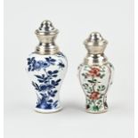 Two 18th century Chinese vases with silver caps, H 12 cm.