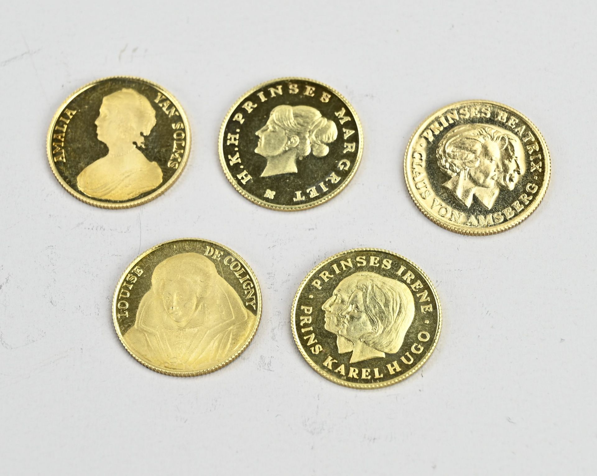 Five gold coins Dutch royal family - Image 2 of 2