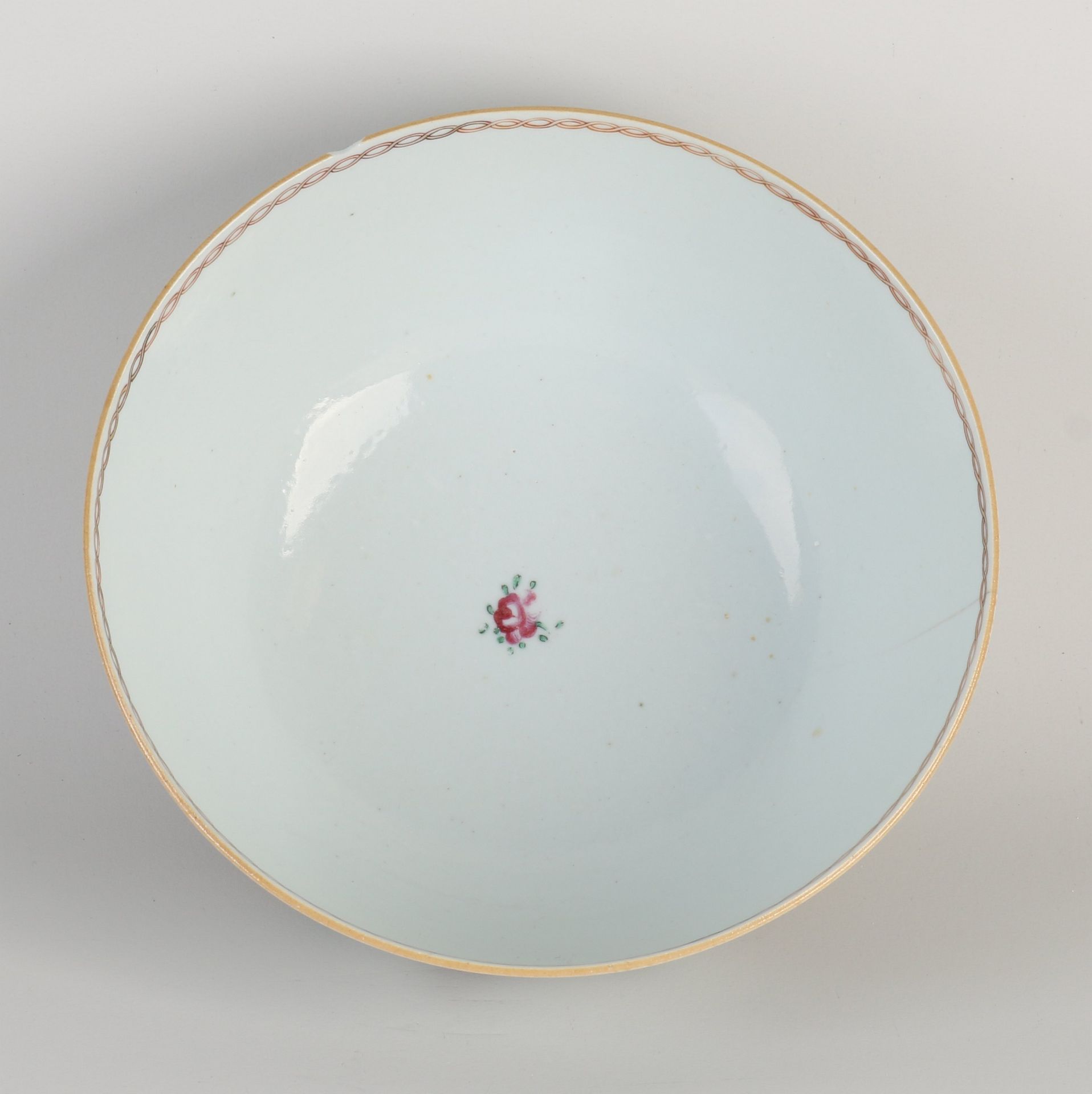 18th century Chinese bowl Ø 20.7 cm. - Image 3 of 3
