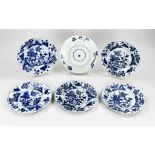 Six 17th - 18th century Chinese plates, Ø 24.3 cm.