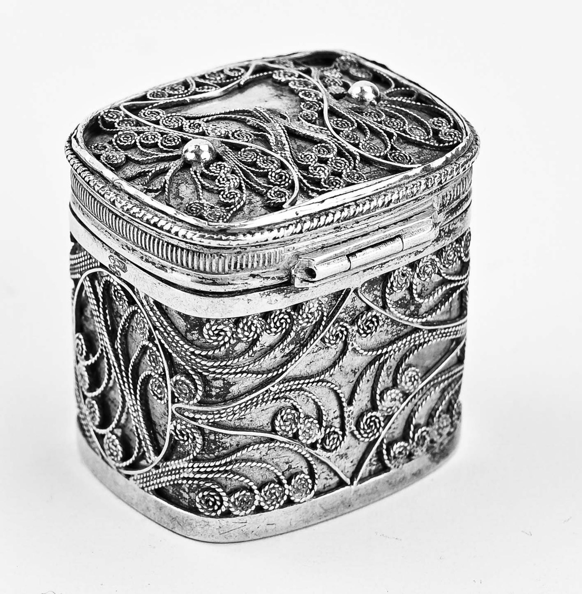 Silver loderein box filigree - Image 2 of 2