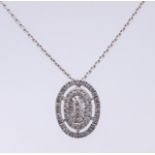 White gold necklace and pendant with diamond