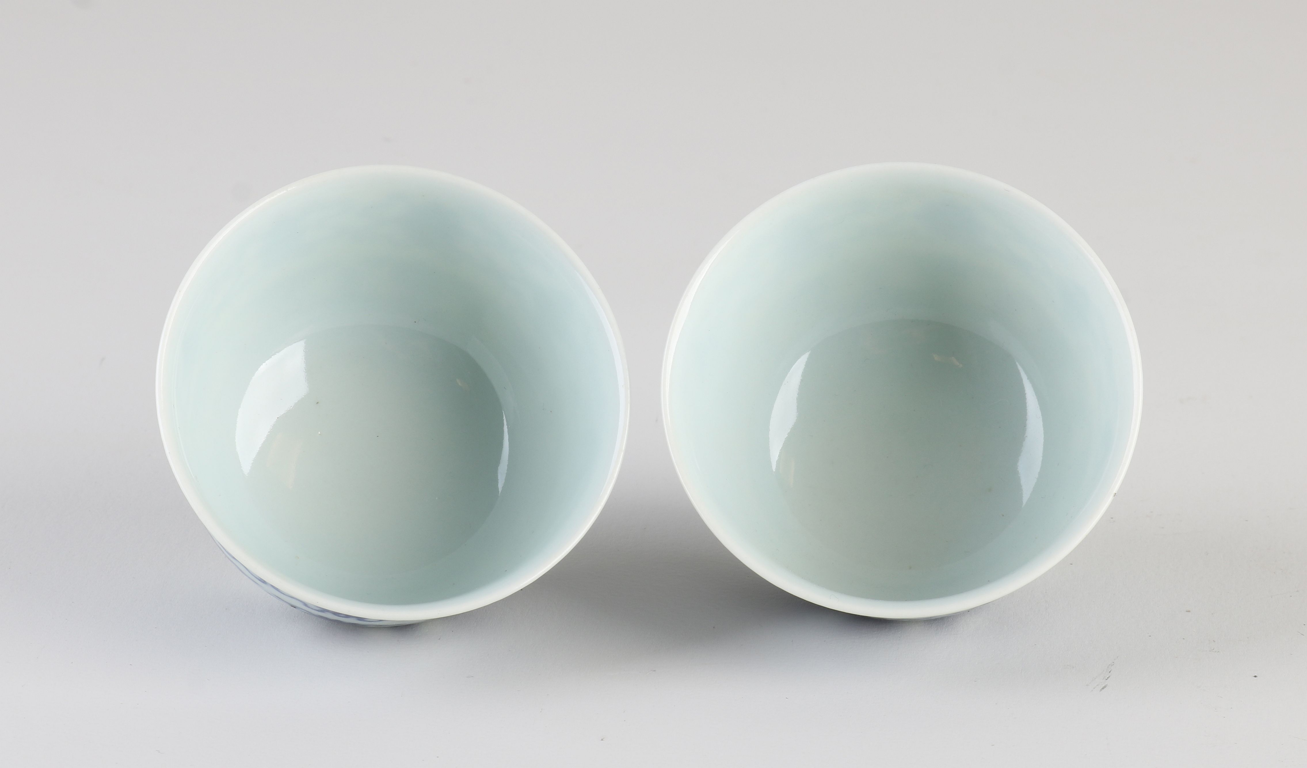 Two Chinese cups Ø 7.2 cm. - Image 2 of 3