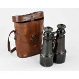 Antique field binoculars (1st World War)