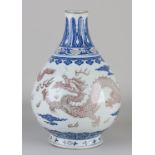 Chinese dragon vase, H 28 cm.