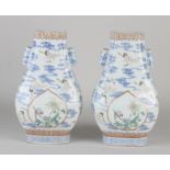Two Chinese vases, H 22 cm.