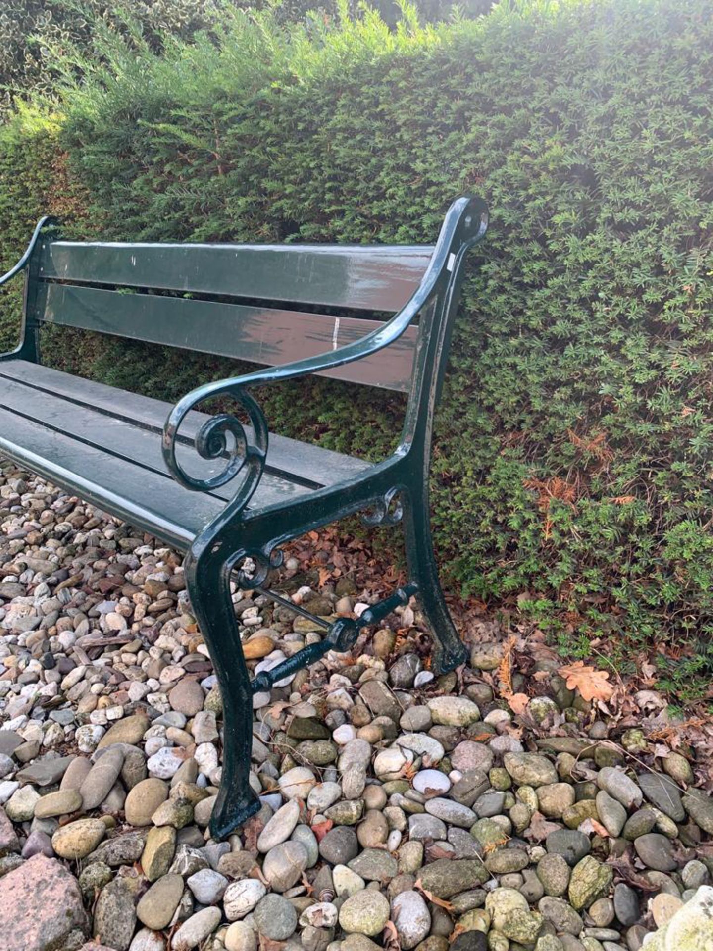 garden bench - Image 2 of 2