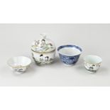 Four parts antique Chinese porcelain