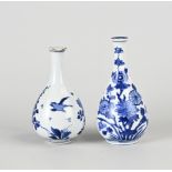 Two 18th century Chinese vases, H 12 - 13 cm.