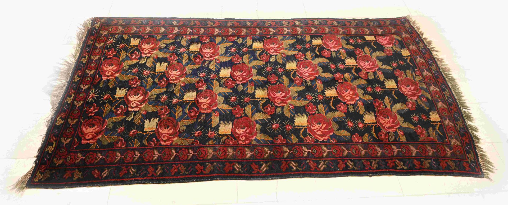 Antique Persian rug, 244 x 140 cm.