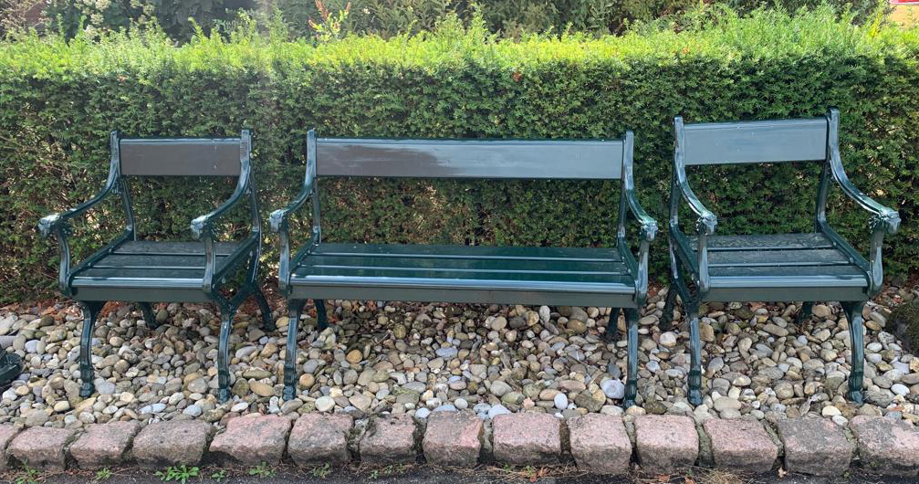 Garden furniture (sofa + 2 chairs)