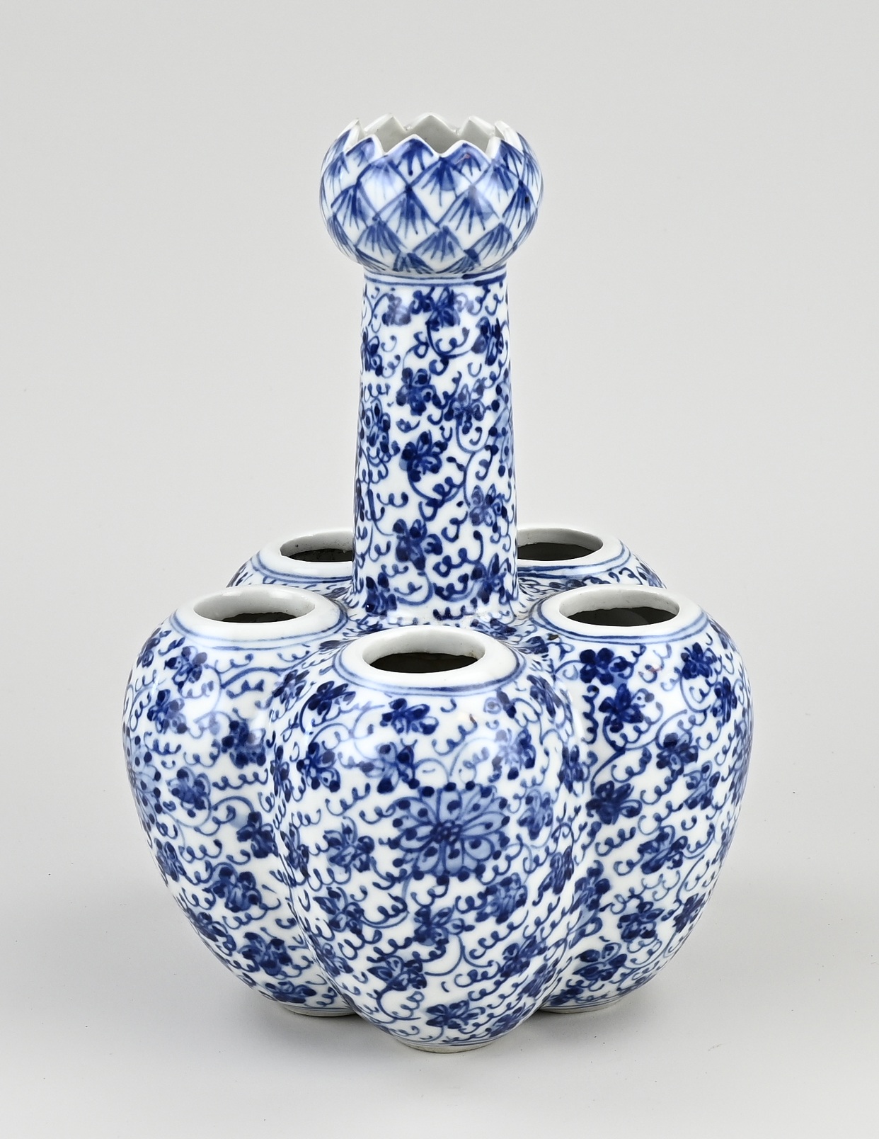 Chinese tulip vase