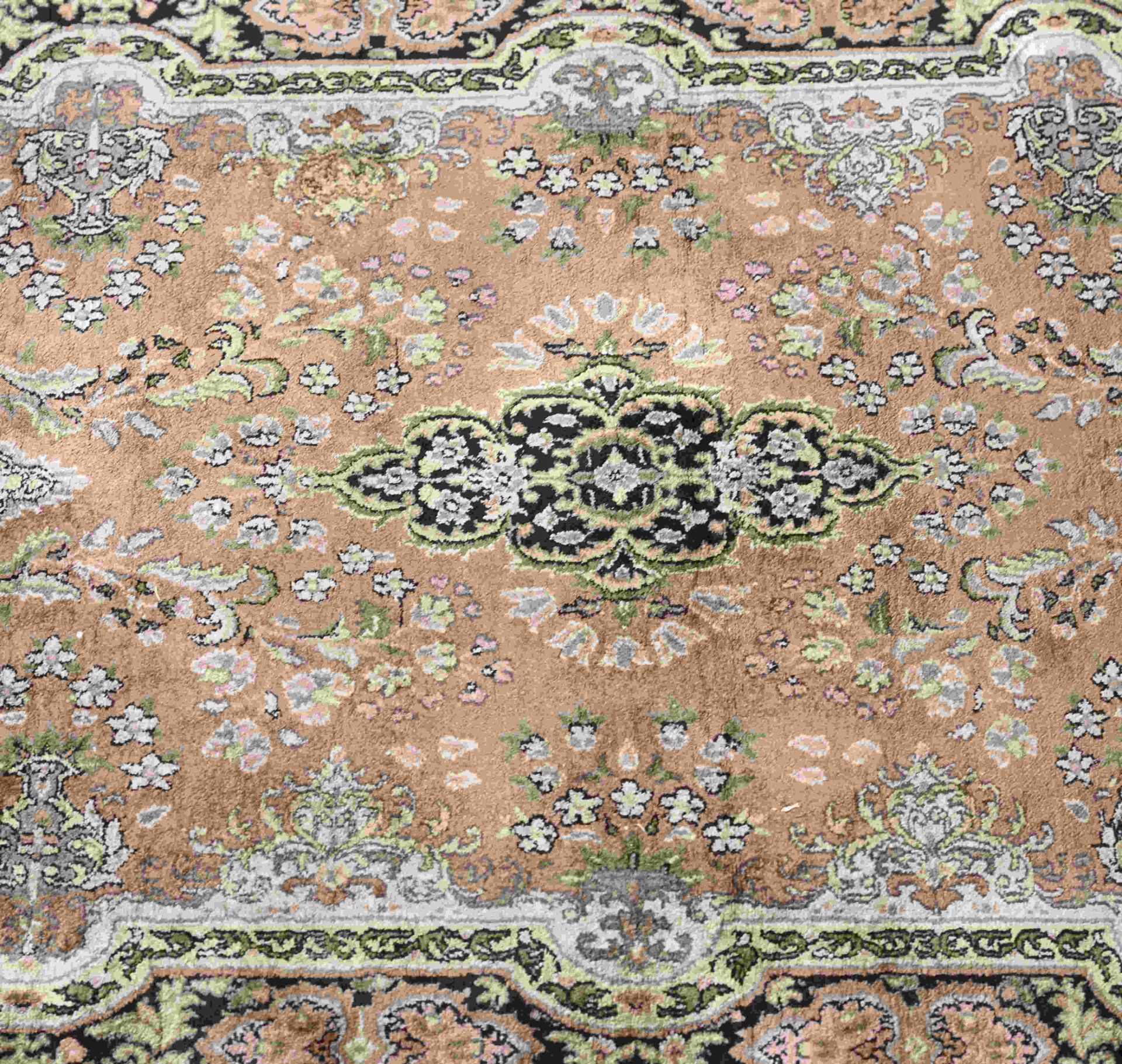 Small silk rug, 199 x 152 cm. - Image 2 of 3