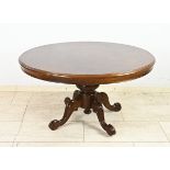 Round coffee table Ø 97 cm.