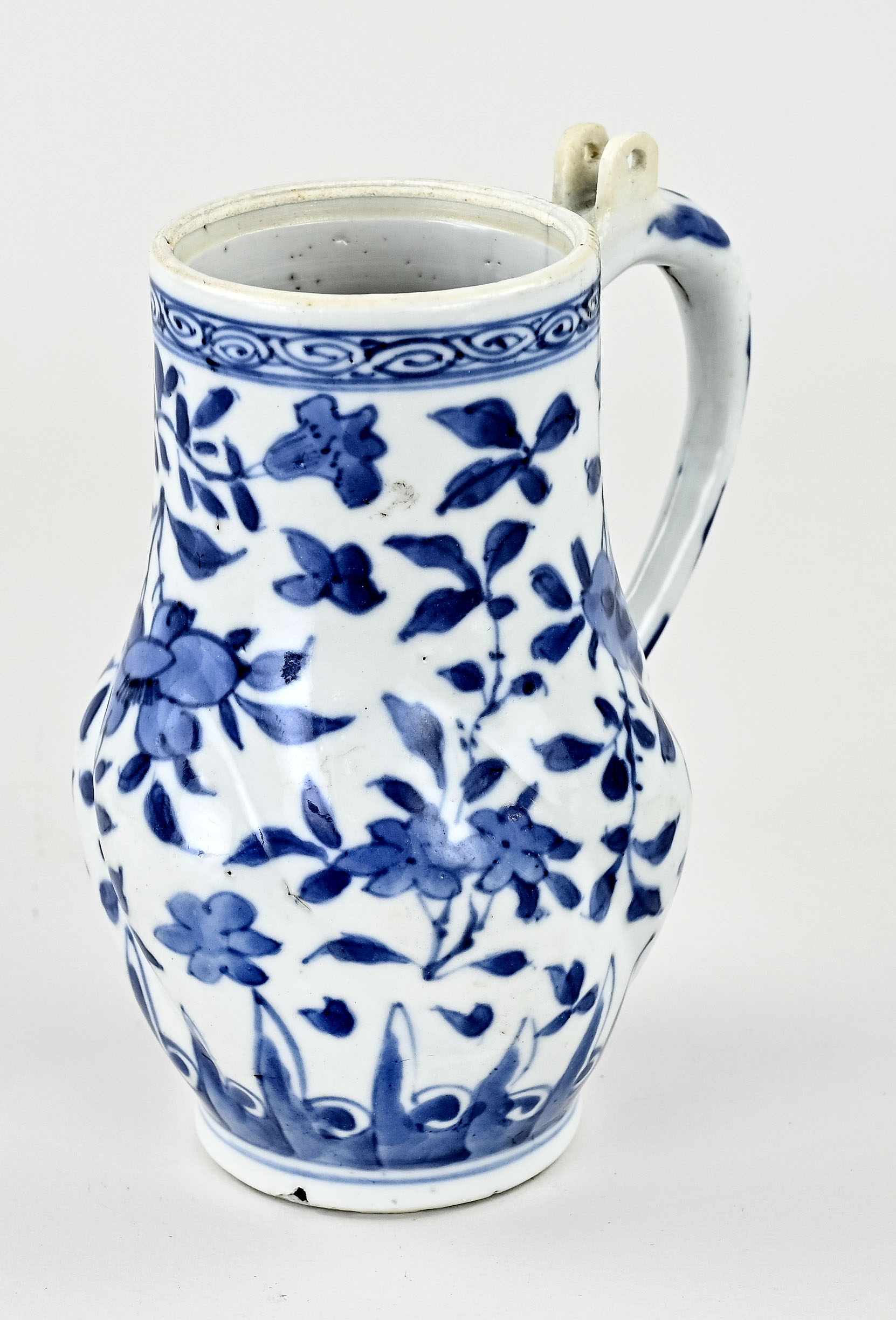 17th - 18th century Chinese Kang Xi jug, H 13 cm.