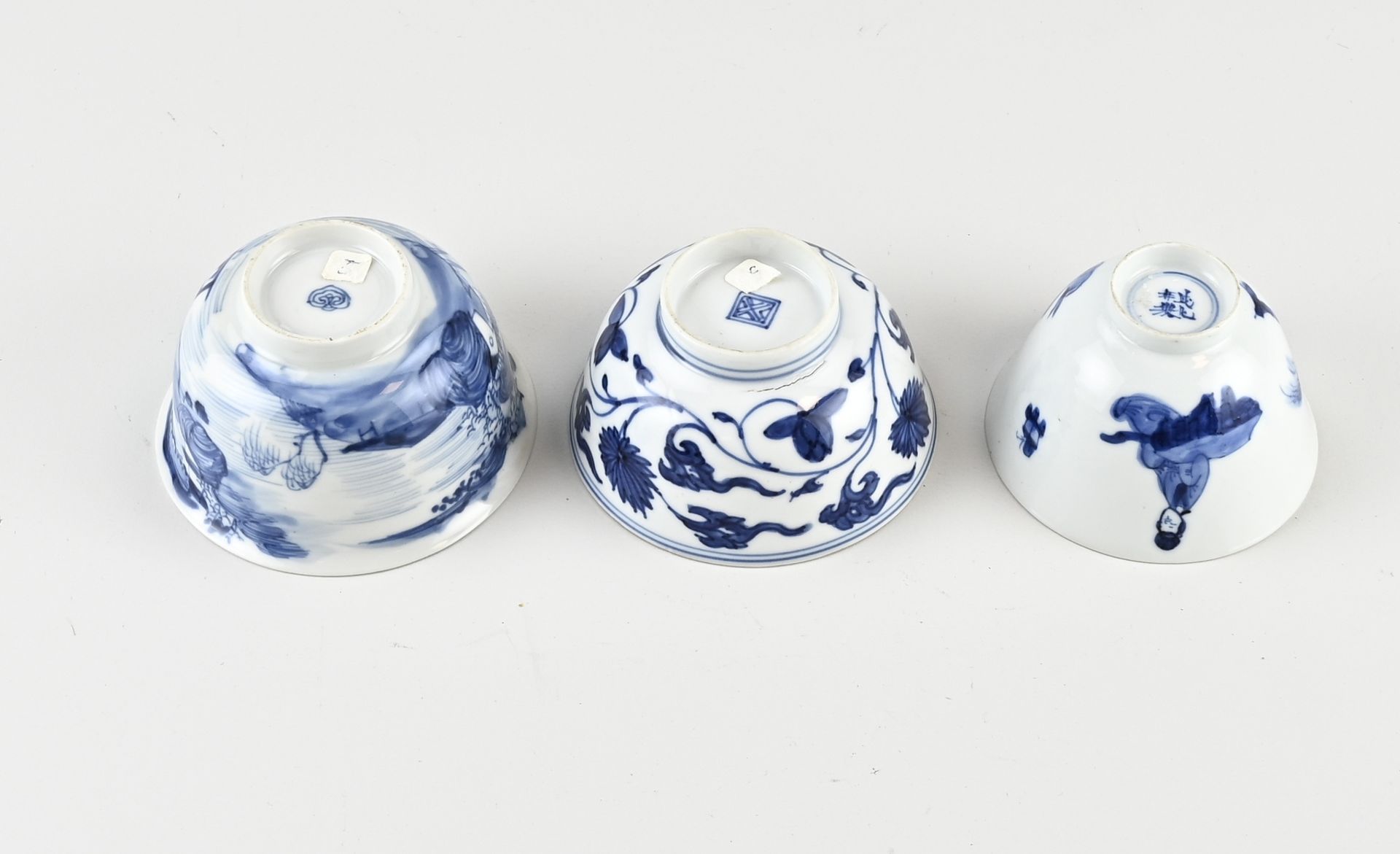 3x 18th century Chinese Kang Xi cups - Image 2 of 2