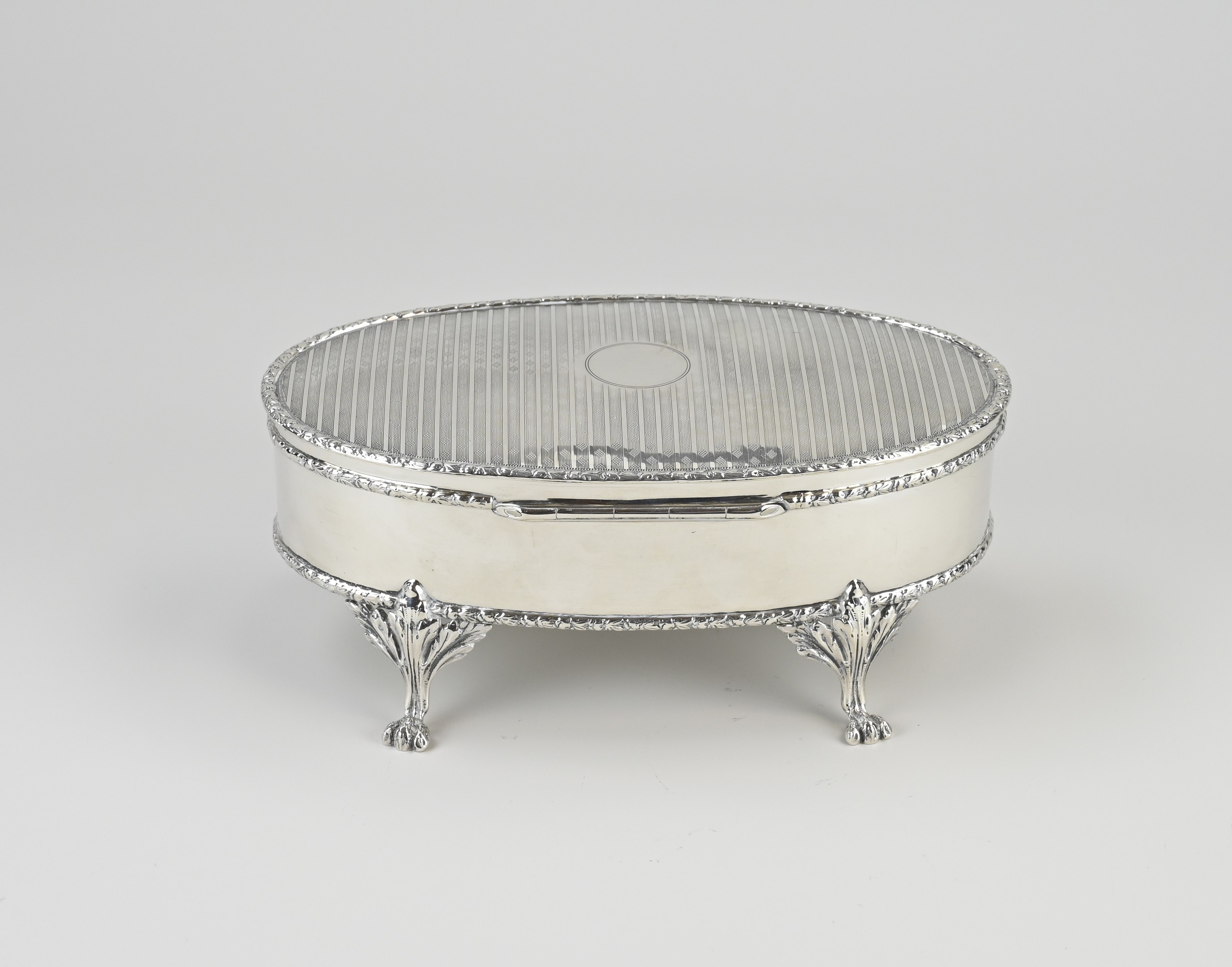 Silver oval box - Image 2 of 2