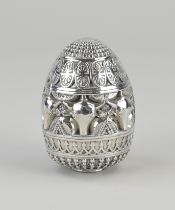 silver egg