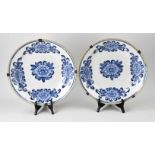 Two 18th century Delft dishes Ø 35 cm.