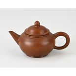 Chinese Yixing teapot Ø 7 cm.