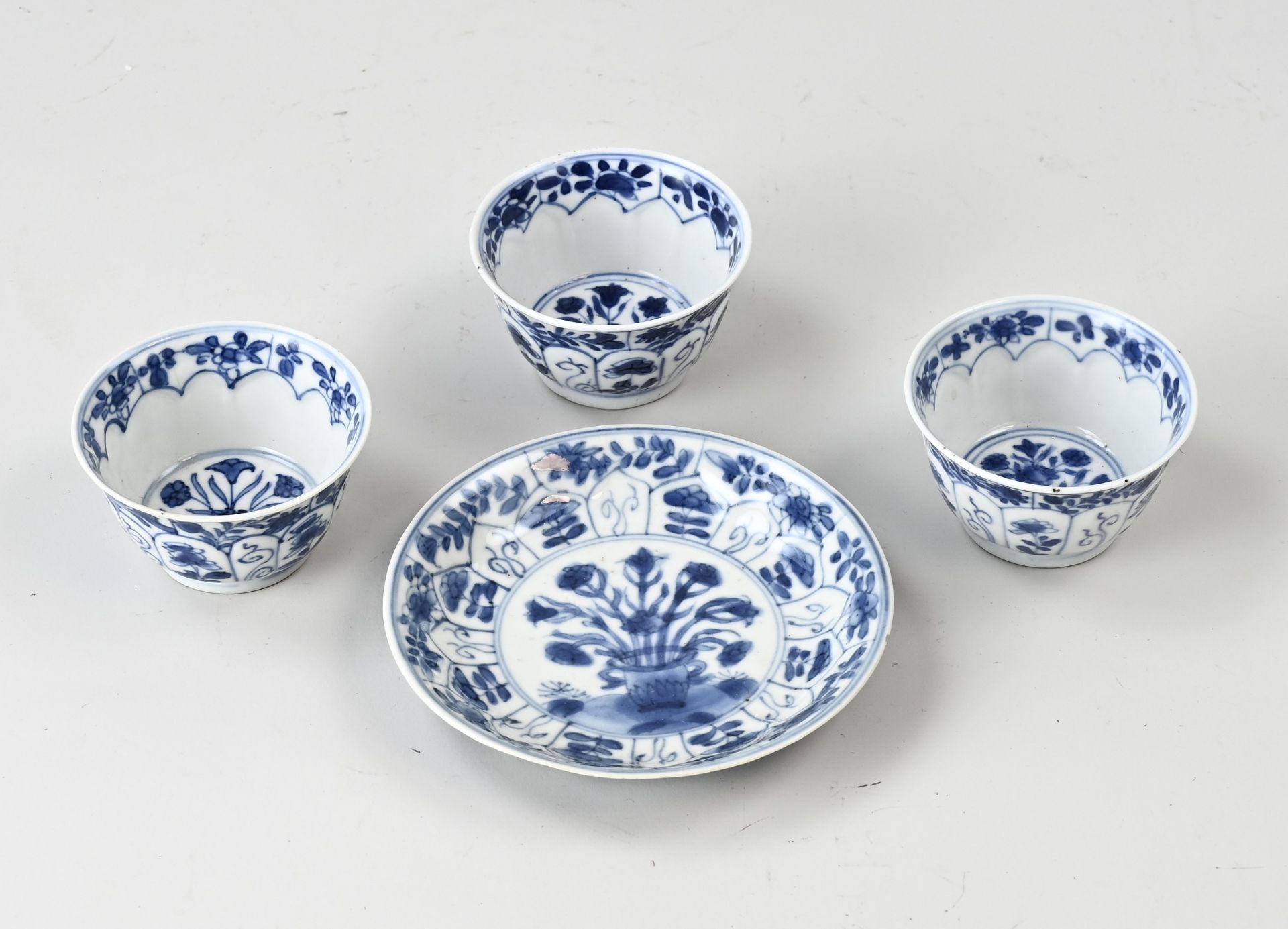 Lot of Chinese porcelain (4x)