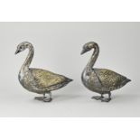 Two decorative geese (table piece)